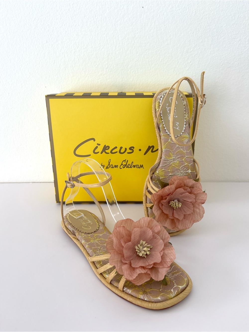 Circus NY Olana Blush Flower Accent Strappy Sandal NWT Dusty Yellow 8